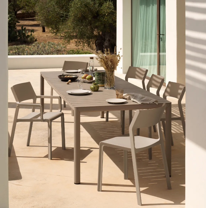 Tavoli e sedute design outdoor